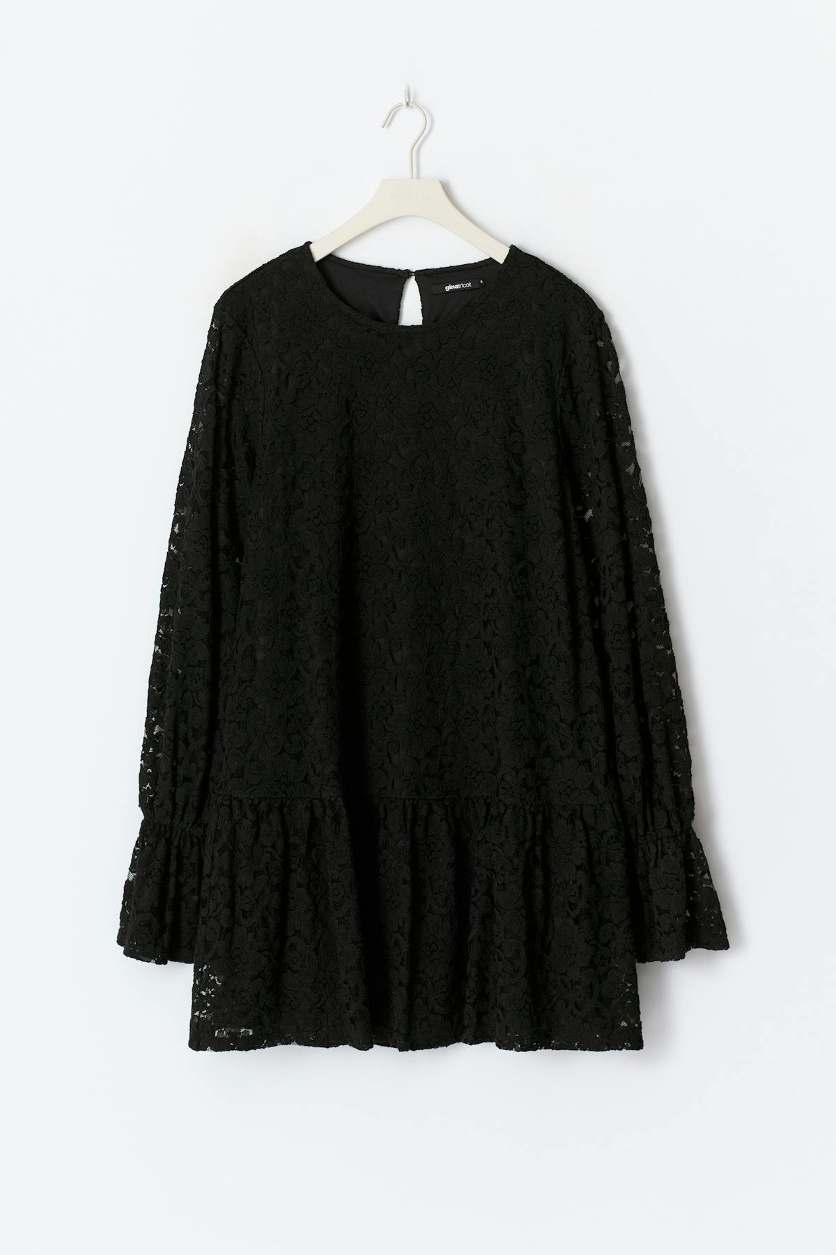 Mini lace dress