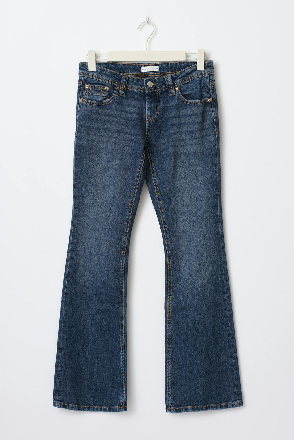 Ultra low flap pocket jeans