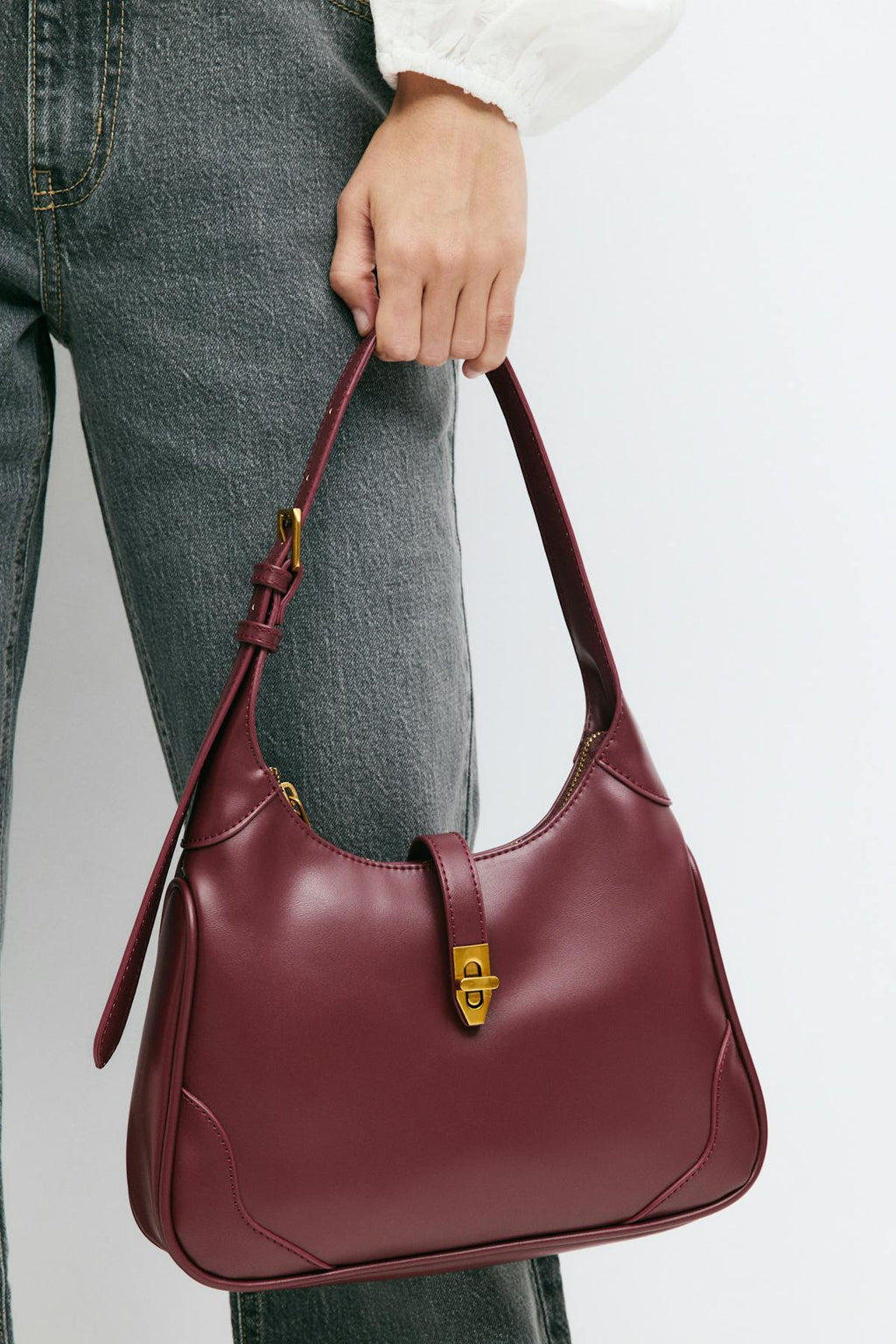 Shoulder bag