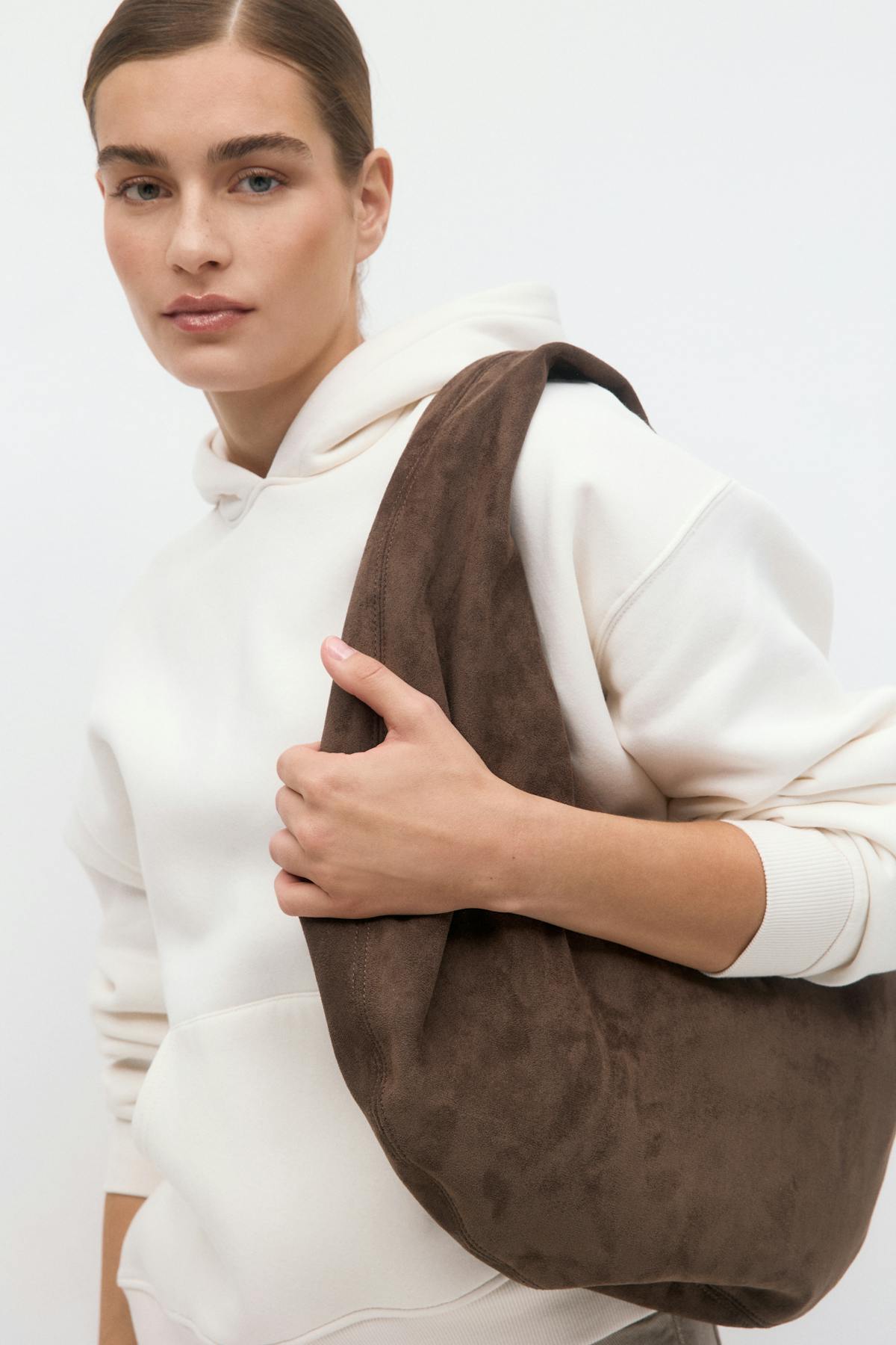 Fake suede circle bag