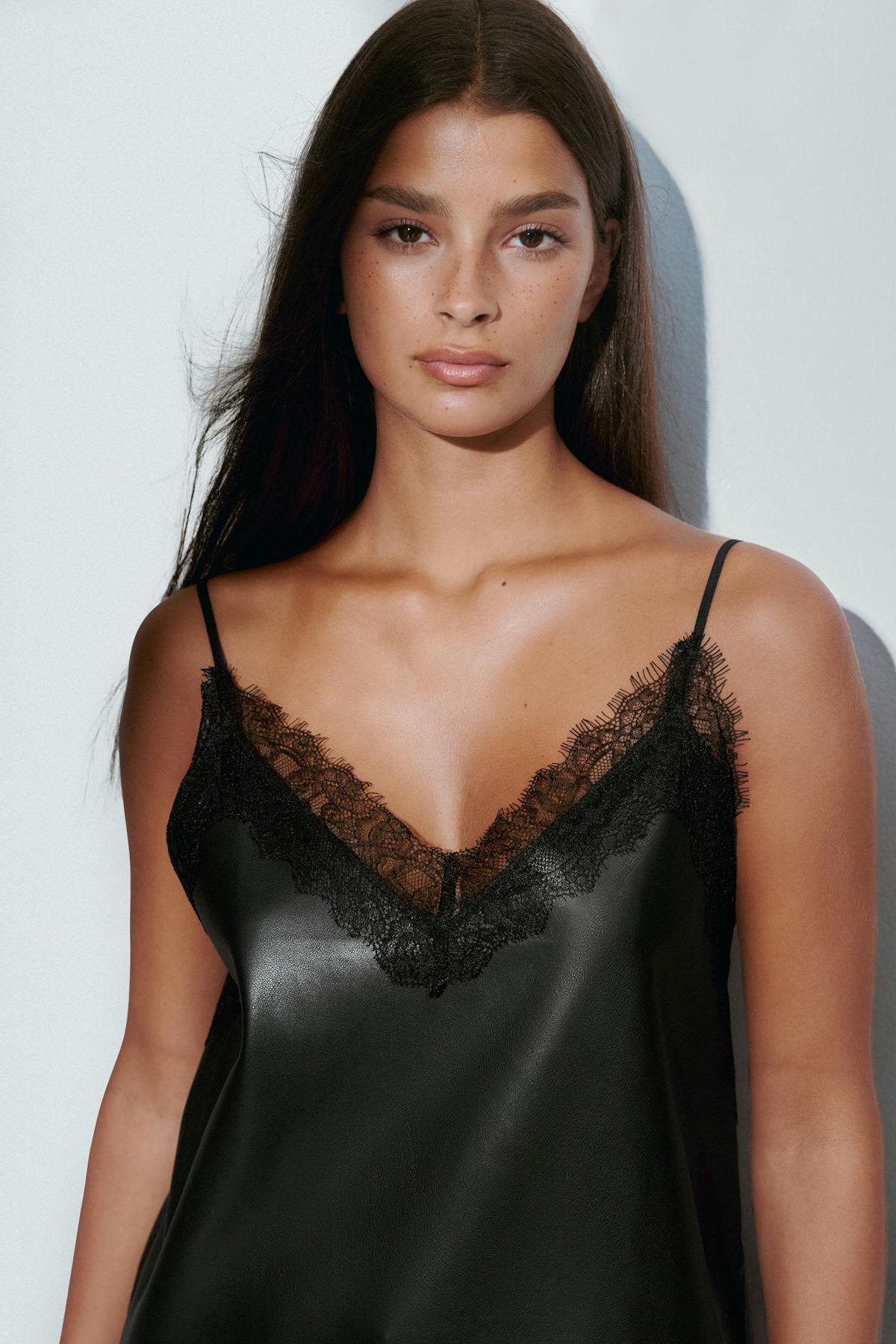 Lace detail pu dress