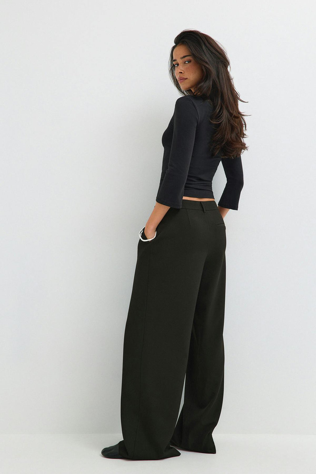 Mid wide pleated trousers