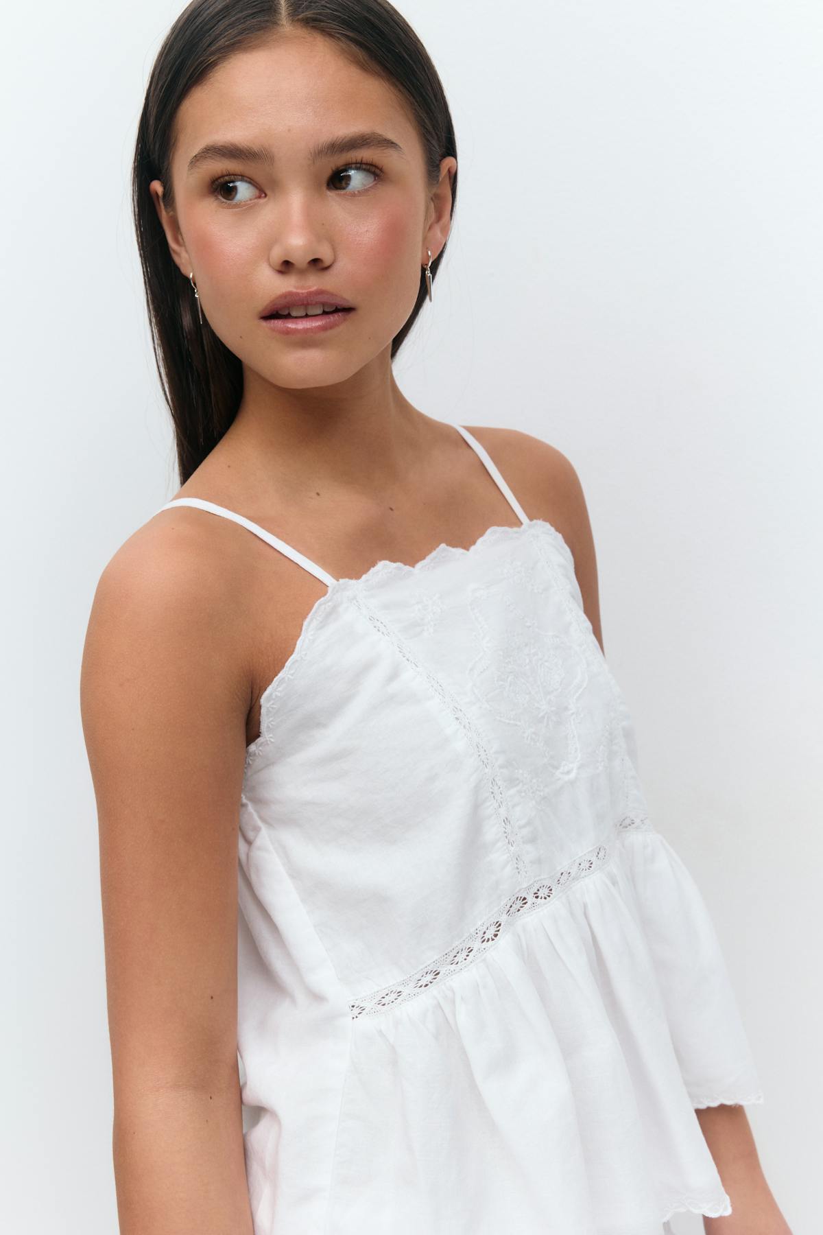 Y embroidery singlet