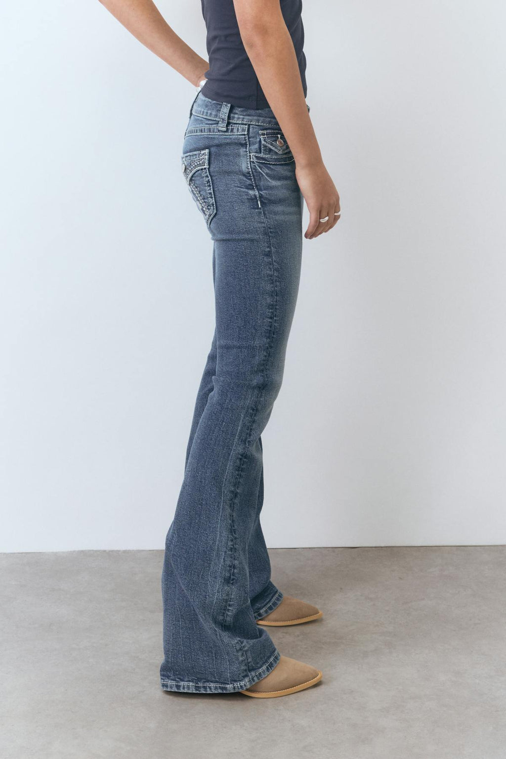 Embroidery jeans