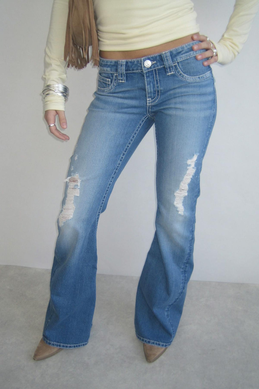 Iconic twisted jeans