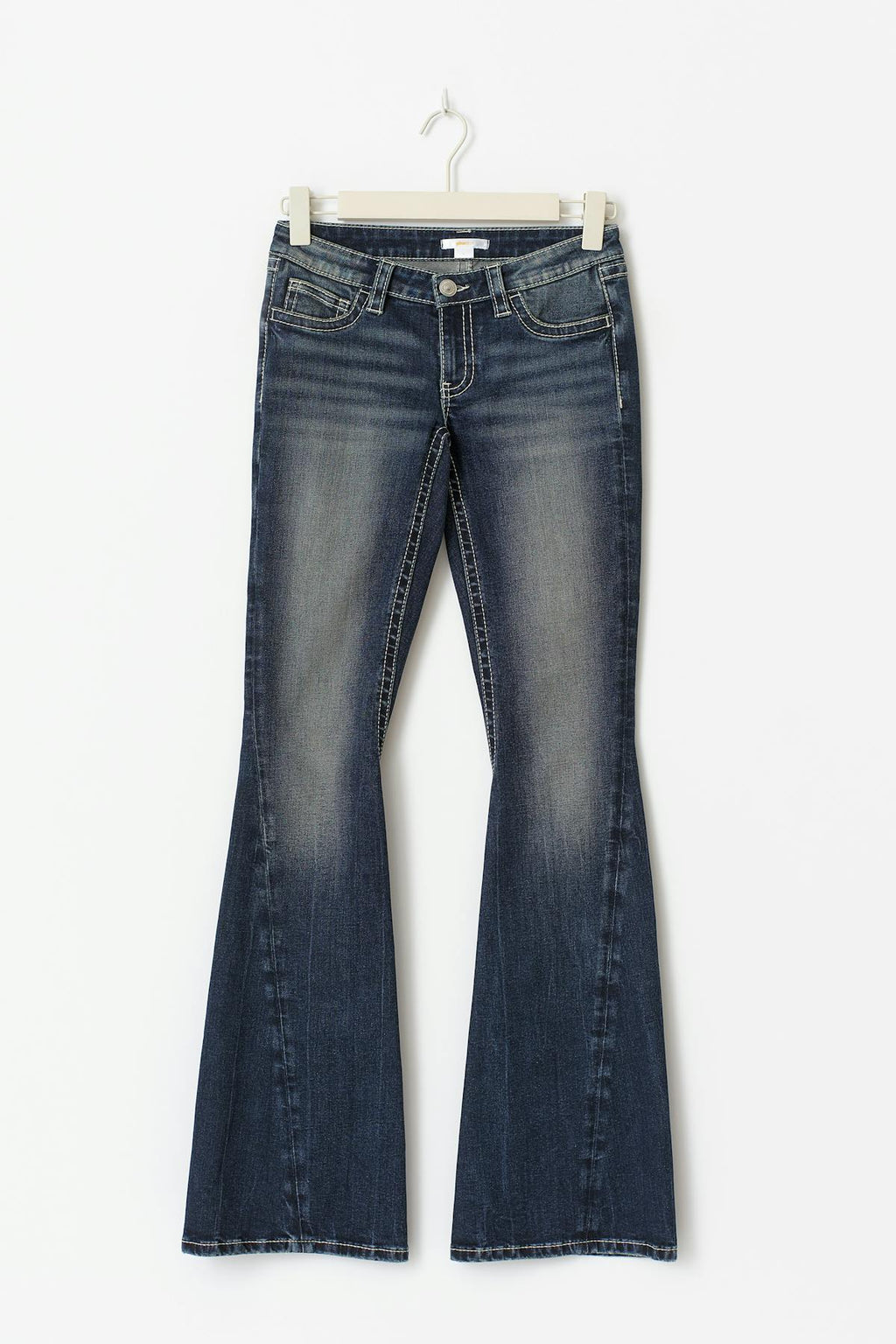 Iconic twisted jeans