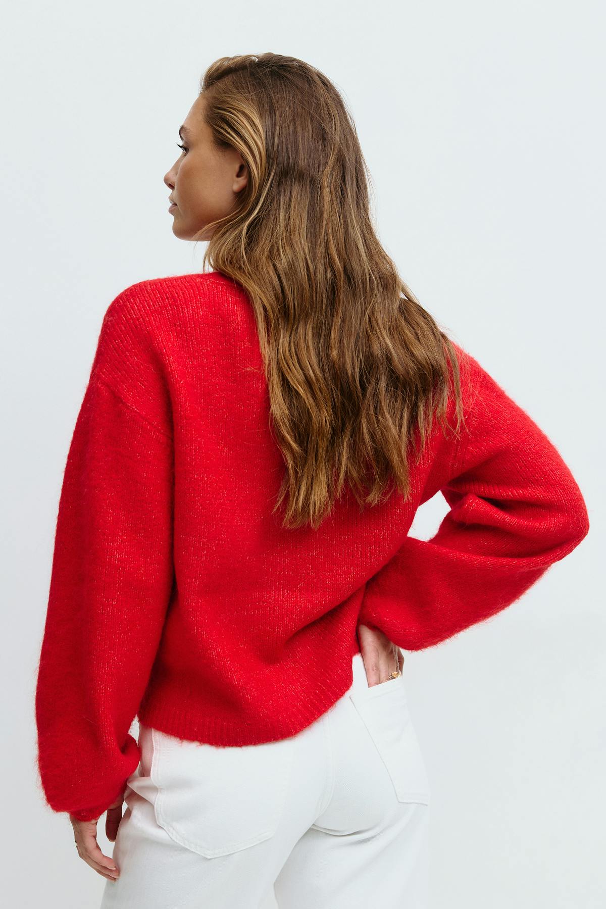 V-neck knitted cardigan