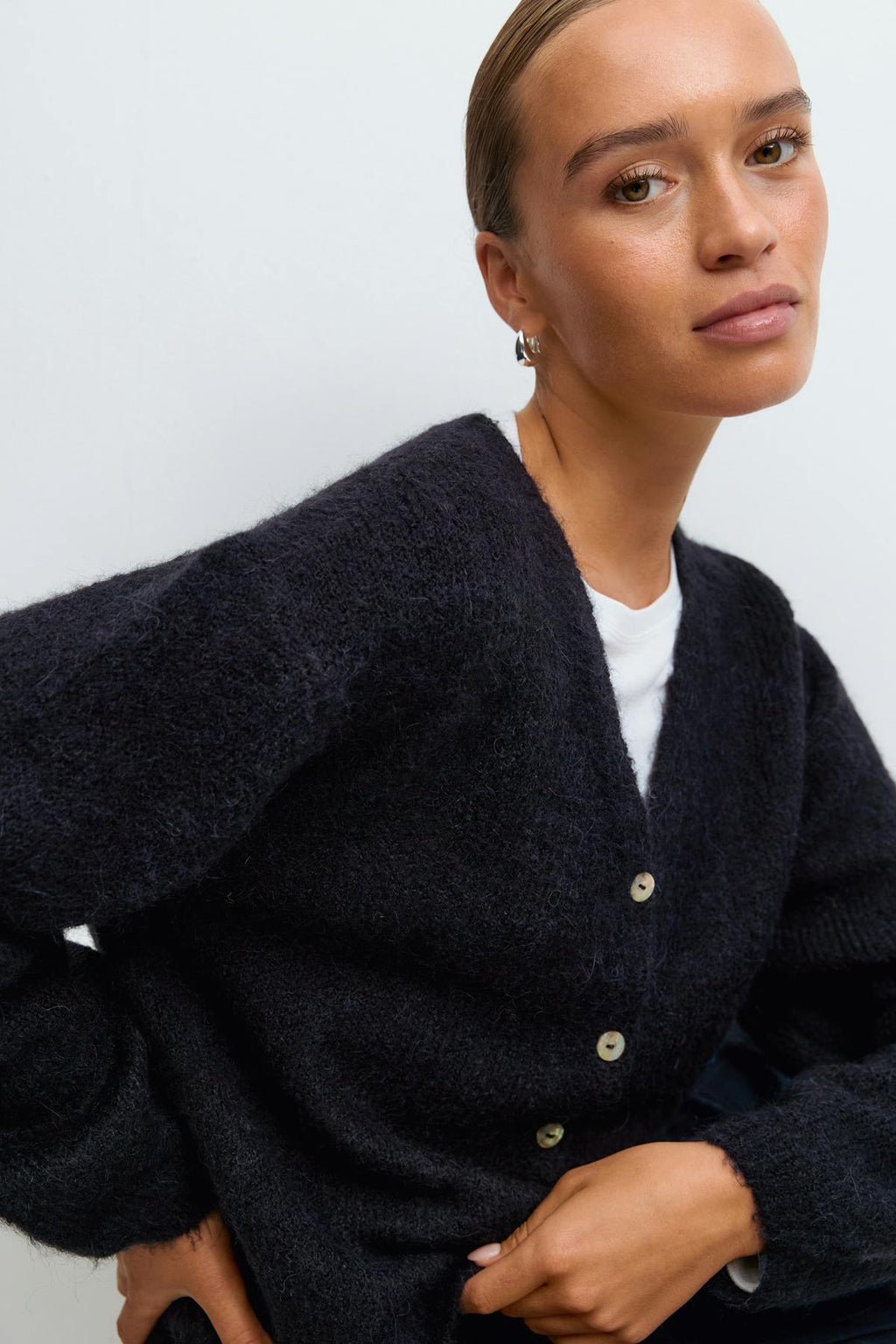V-neck knitted cardigan