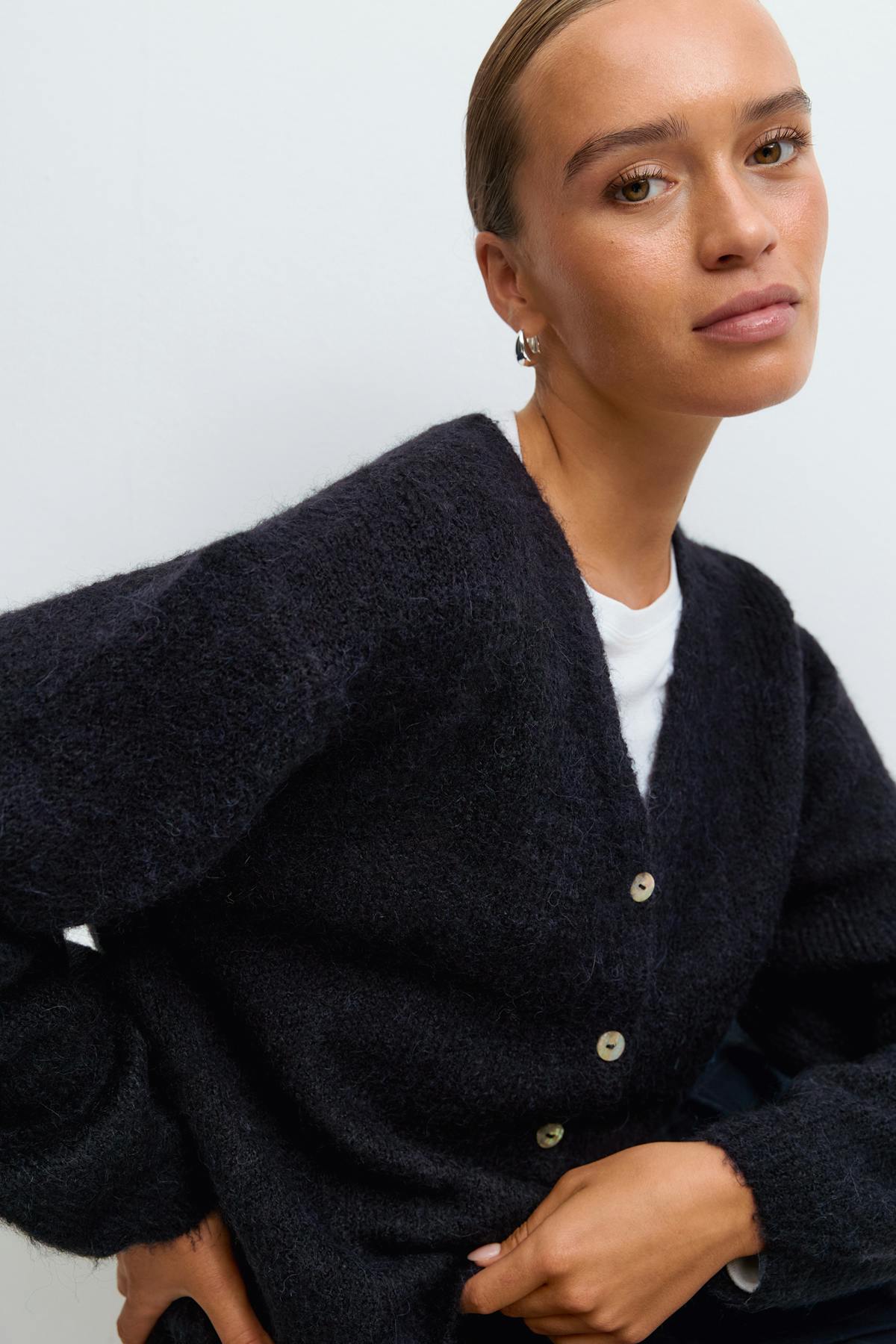 V-neck knitted cardigan