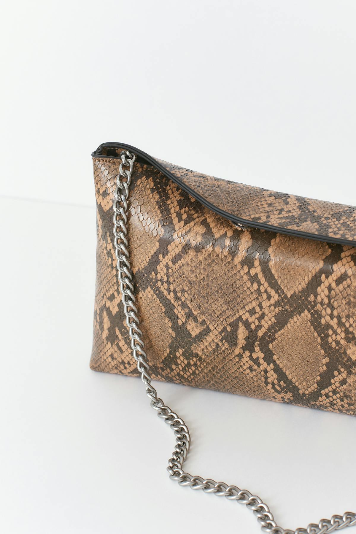 Slouchy clutch bag