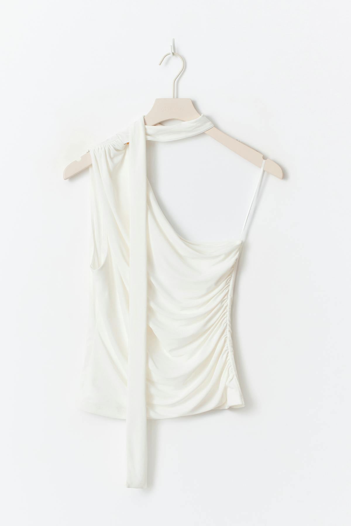 Sleeveless scarf top
