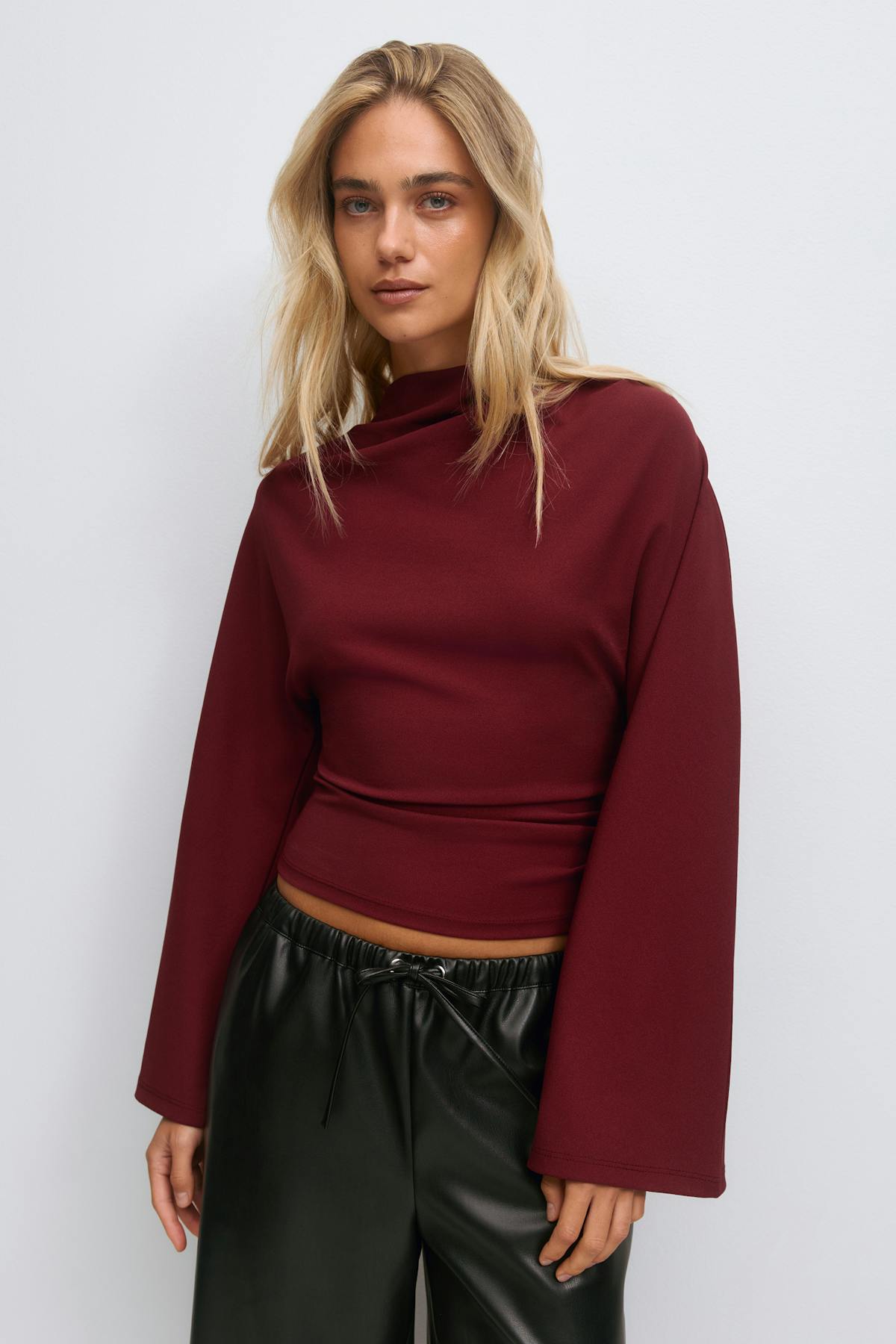 Drapy top