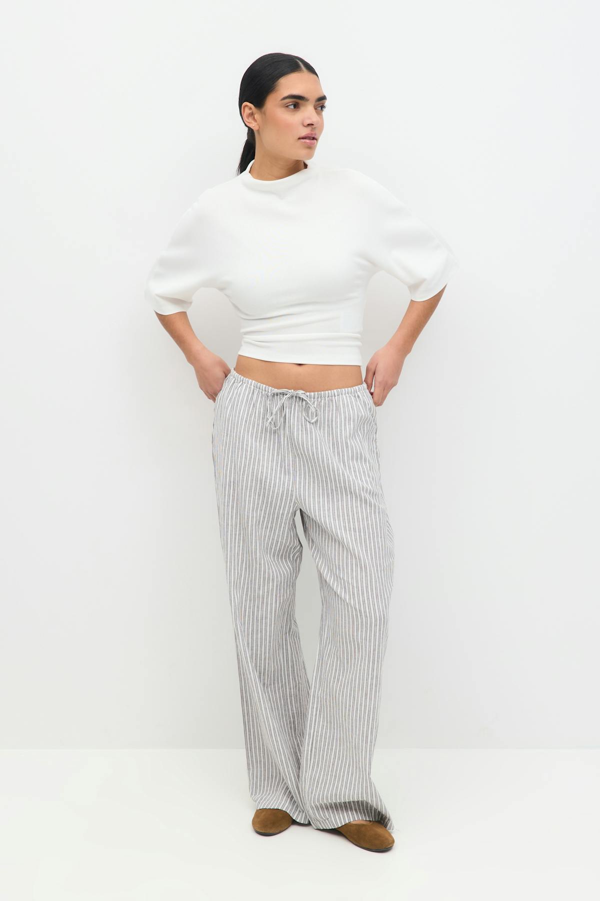 Tie back tee