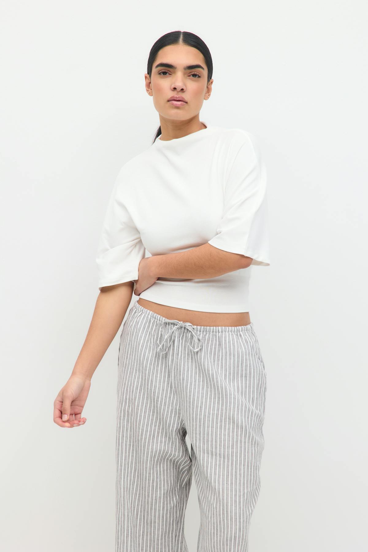 Tie back tee
