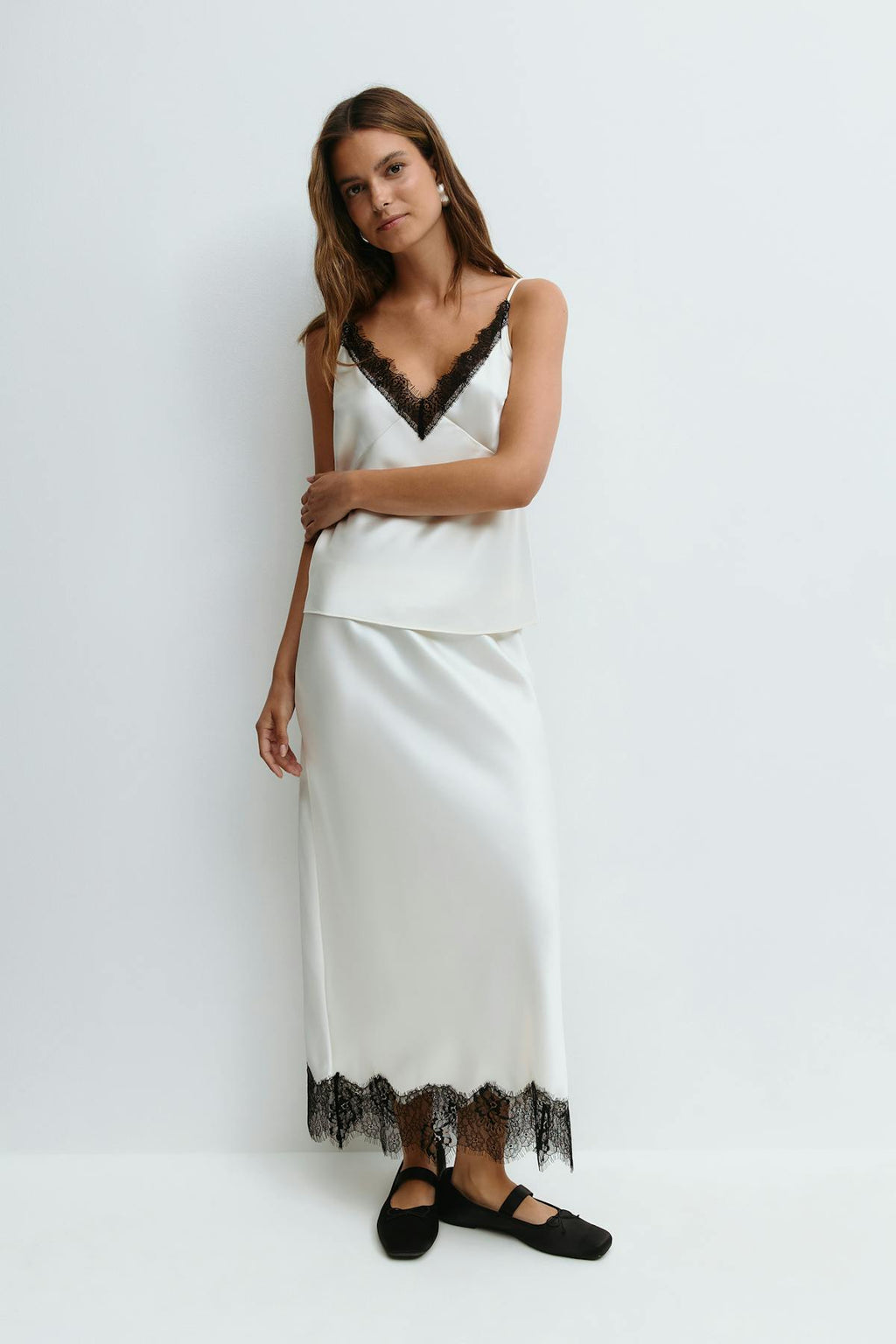 Lace midi skirt