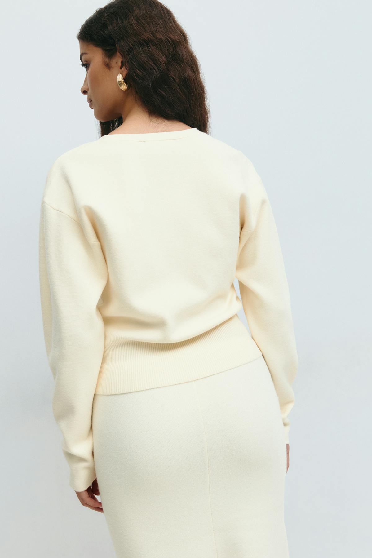 Asymmetric knitted cardigan