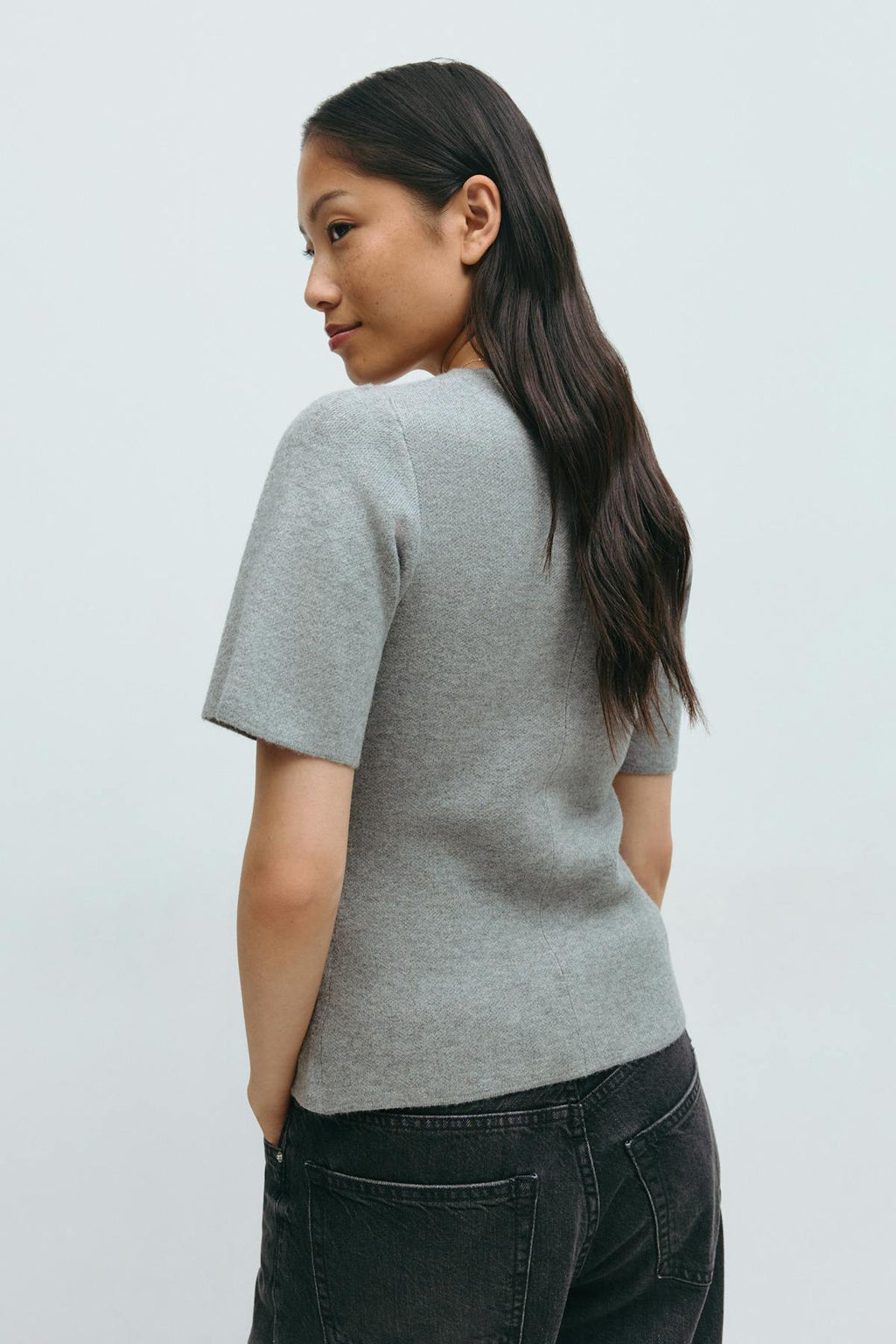 Knitted short sleeve cardigan