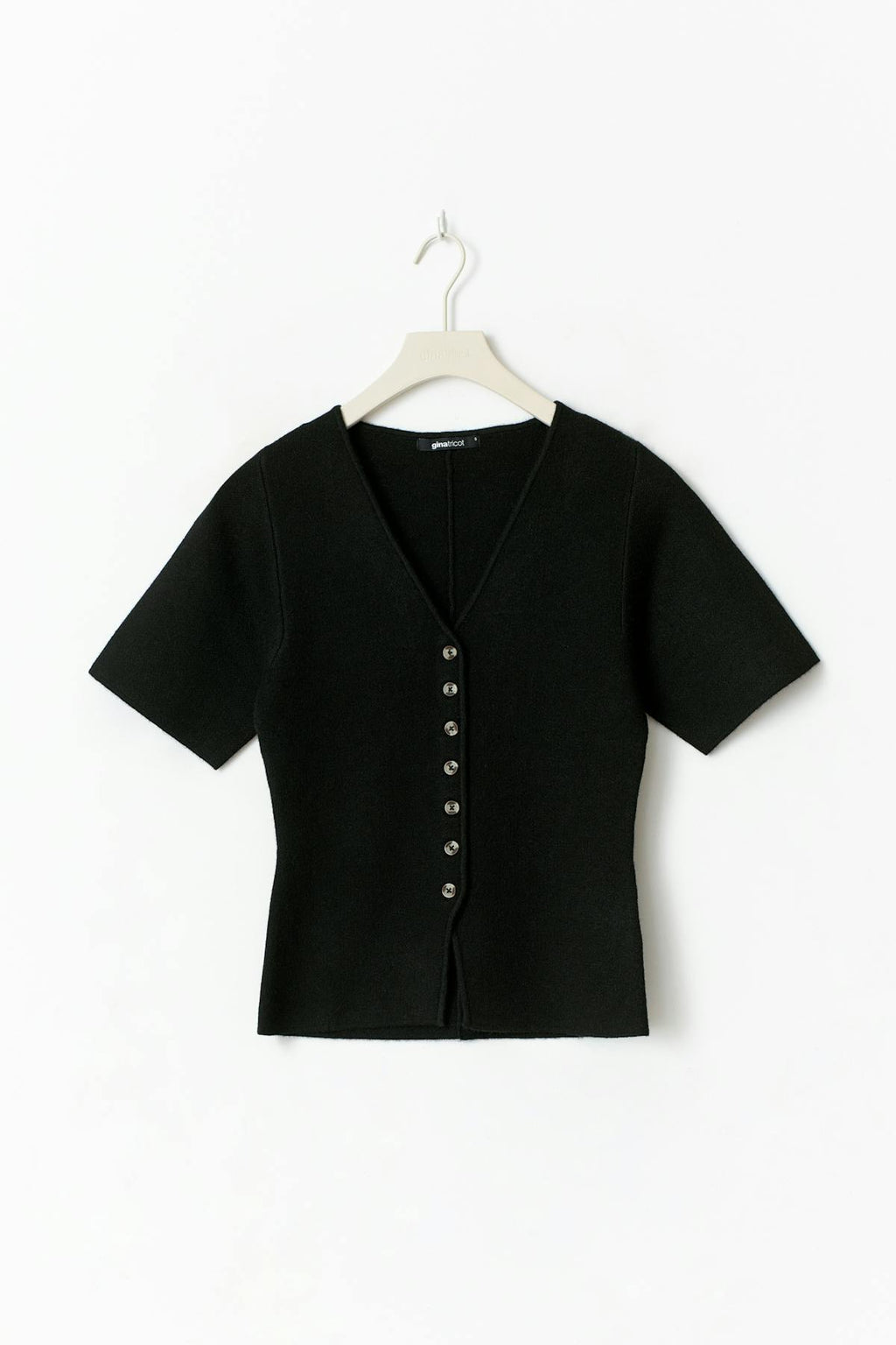 Knitted short sleeve cardigan