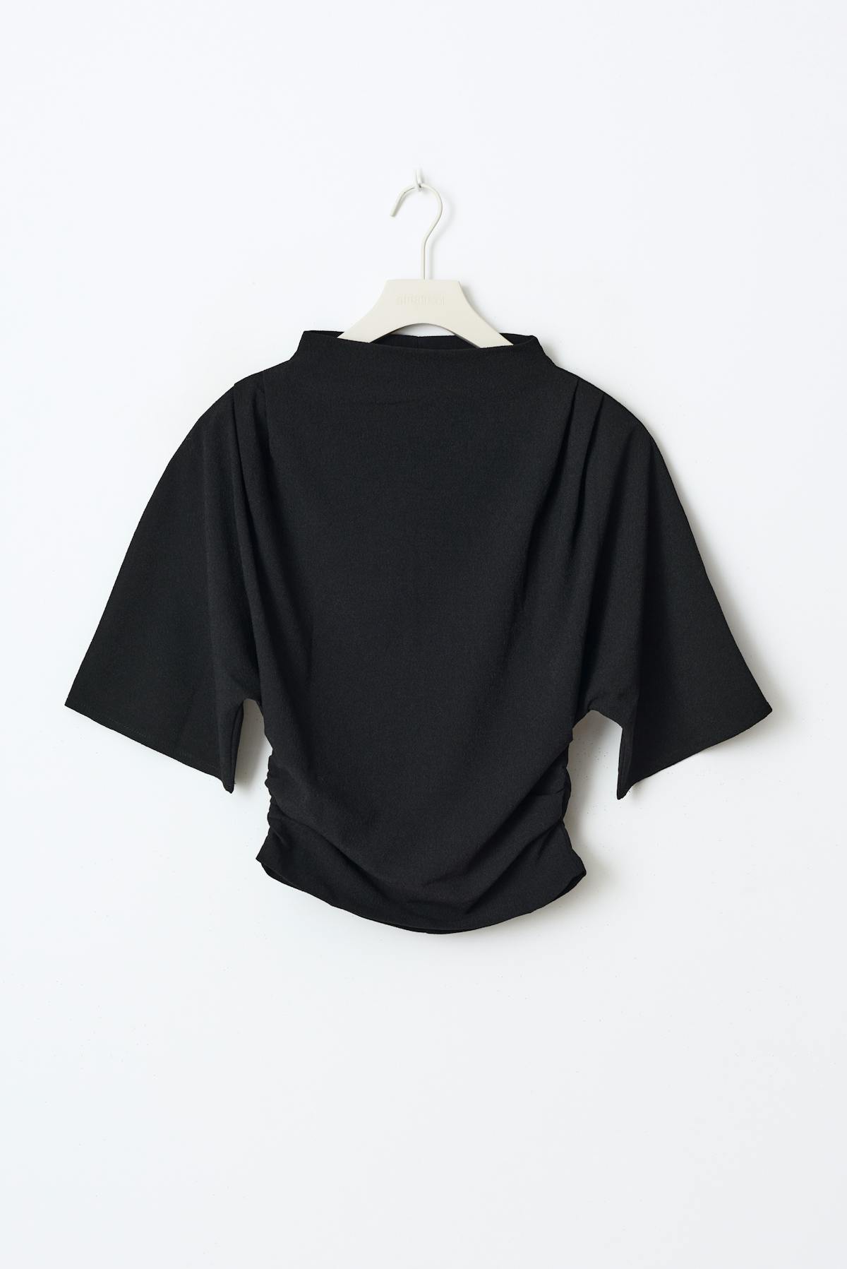 Drapy top