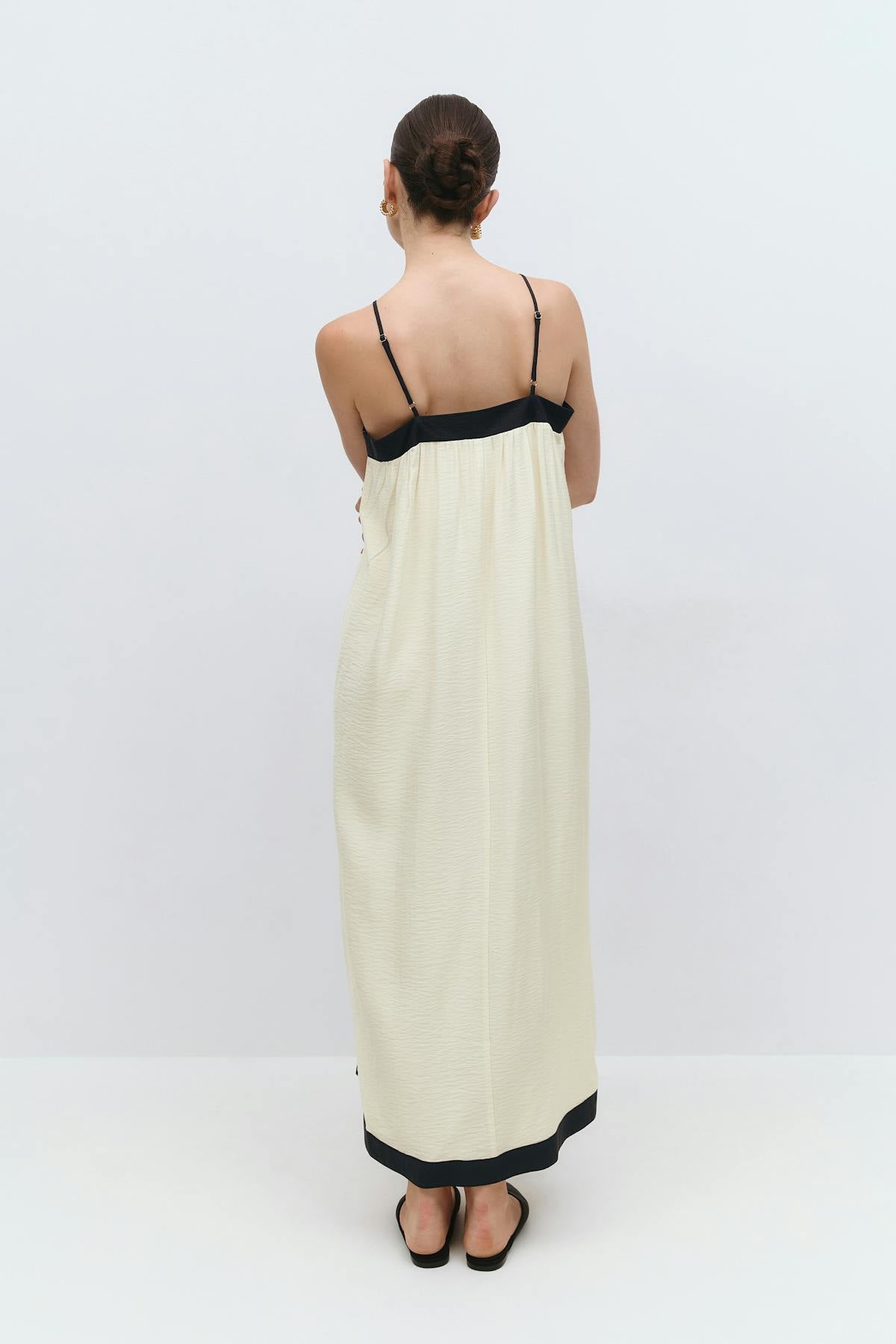 Contrast maxi dress