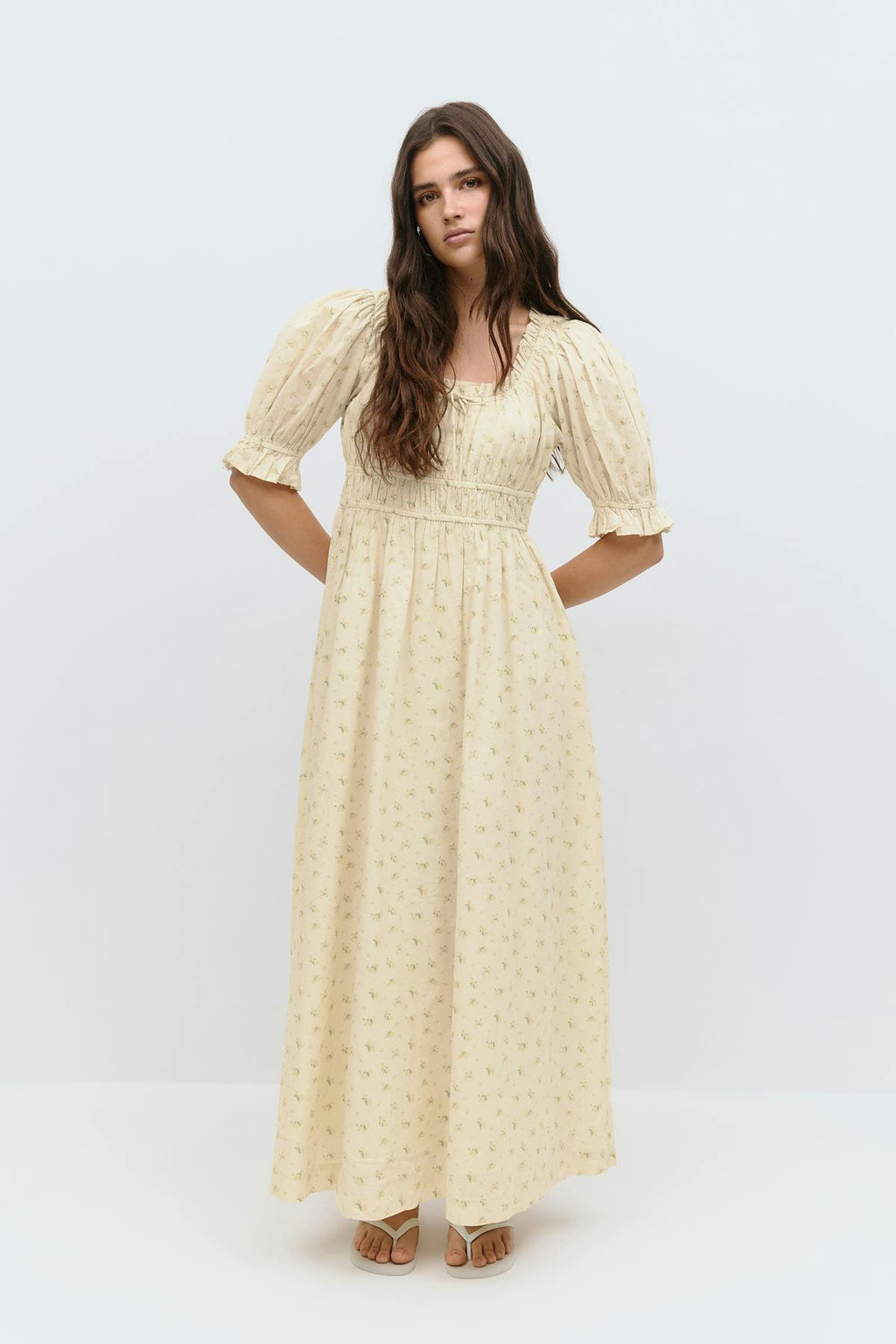 Puff sleeve dress