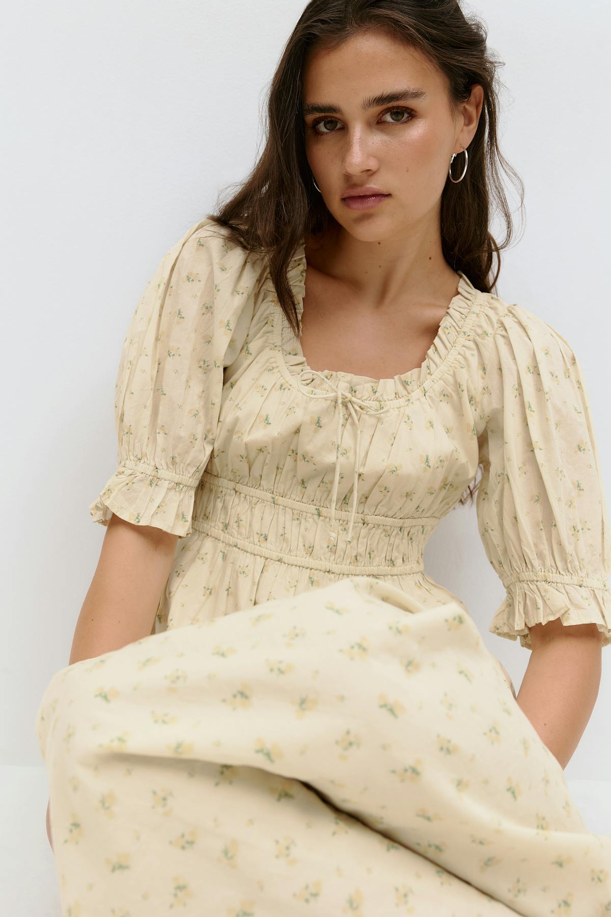 Puff sleeve dress
