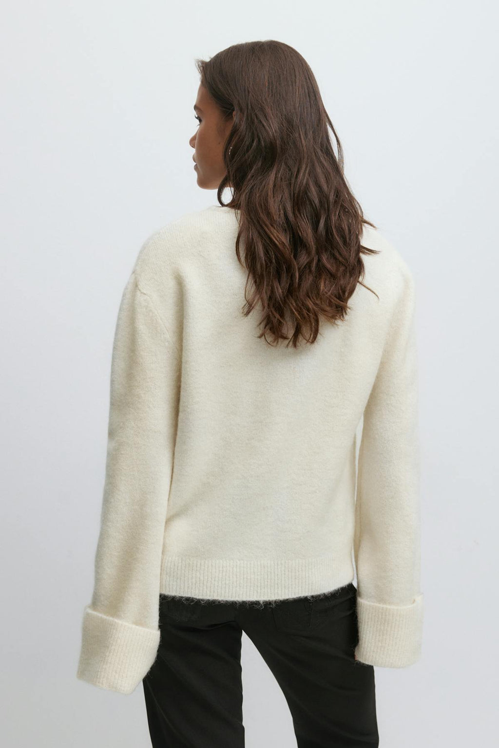 Y knitted sweater