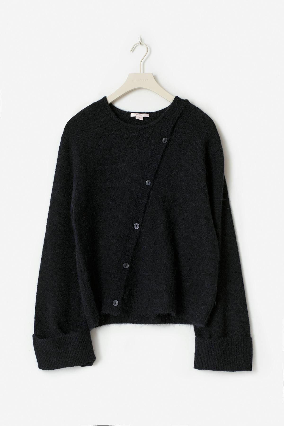 Y knitted sweater
