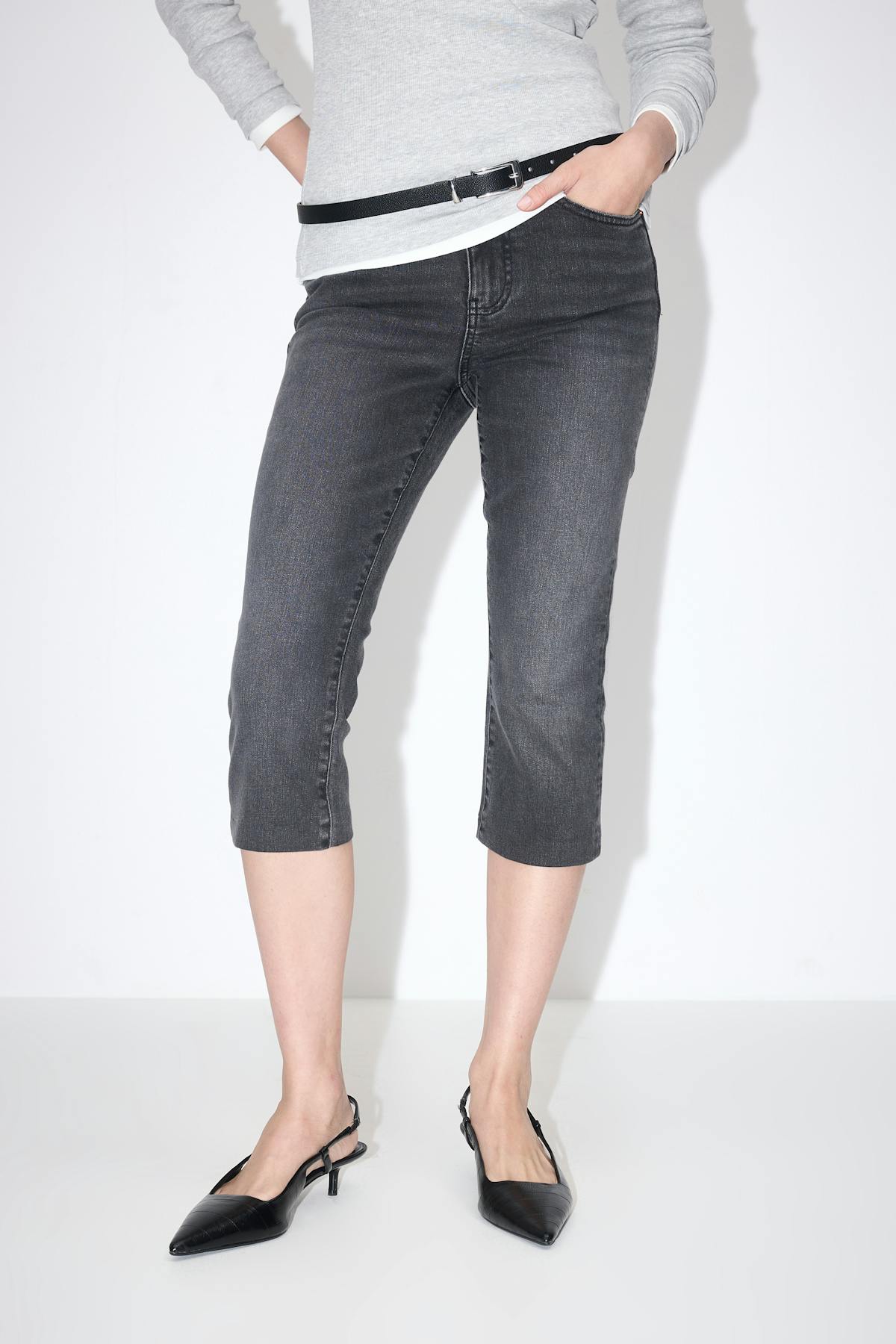 Remade capri jeans