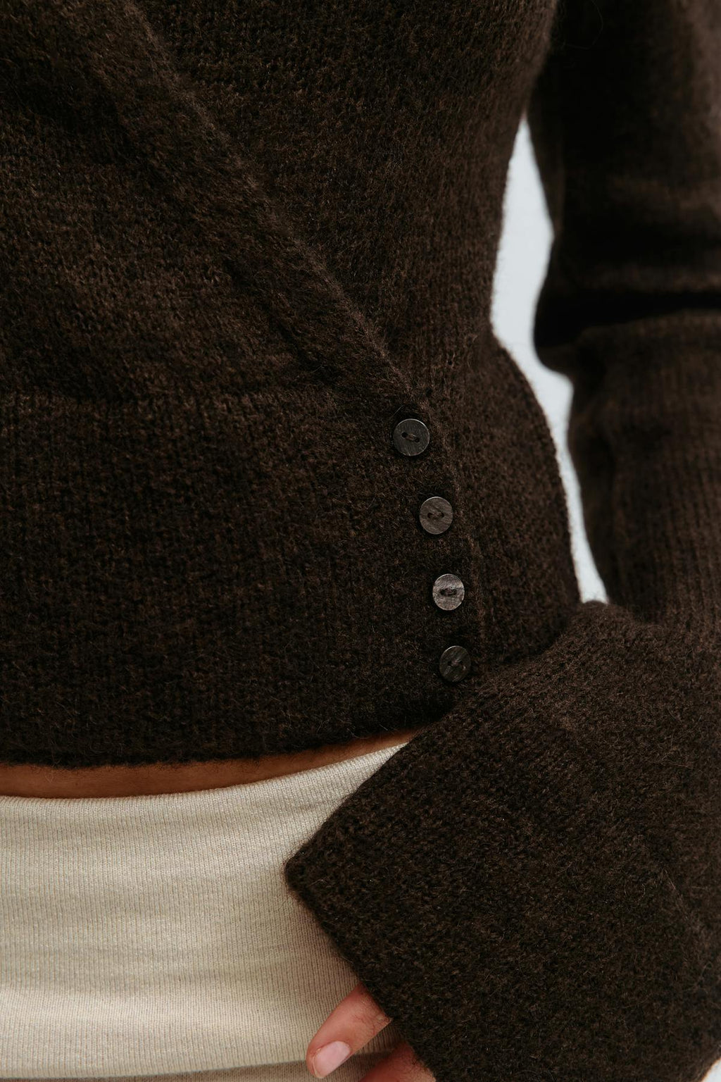 Y v-neck knitted sweater