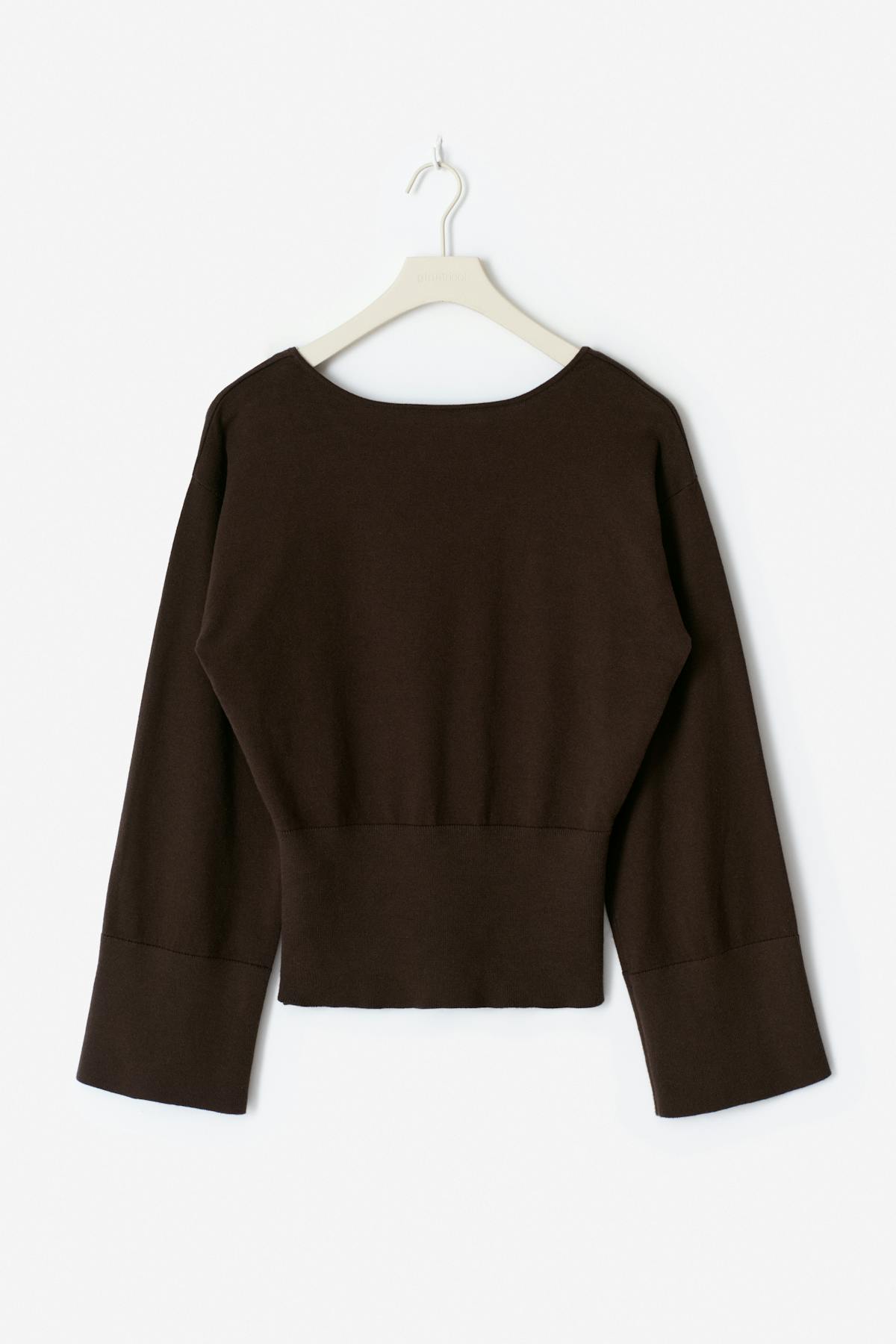14+ knitted sweater