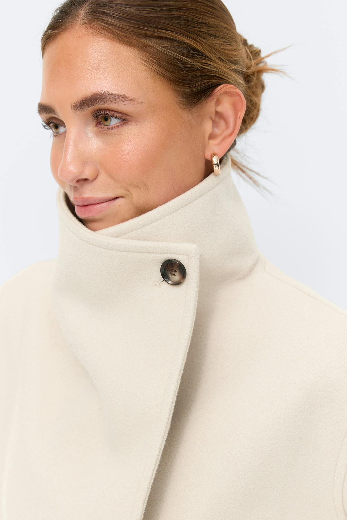 High neck short jacket