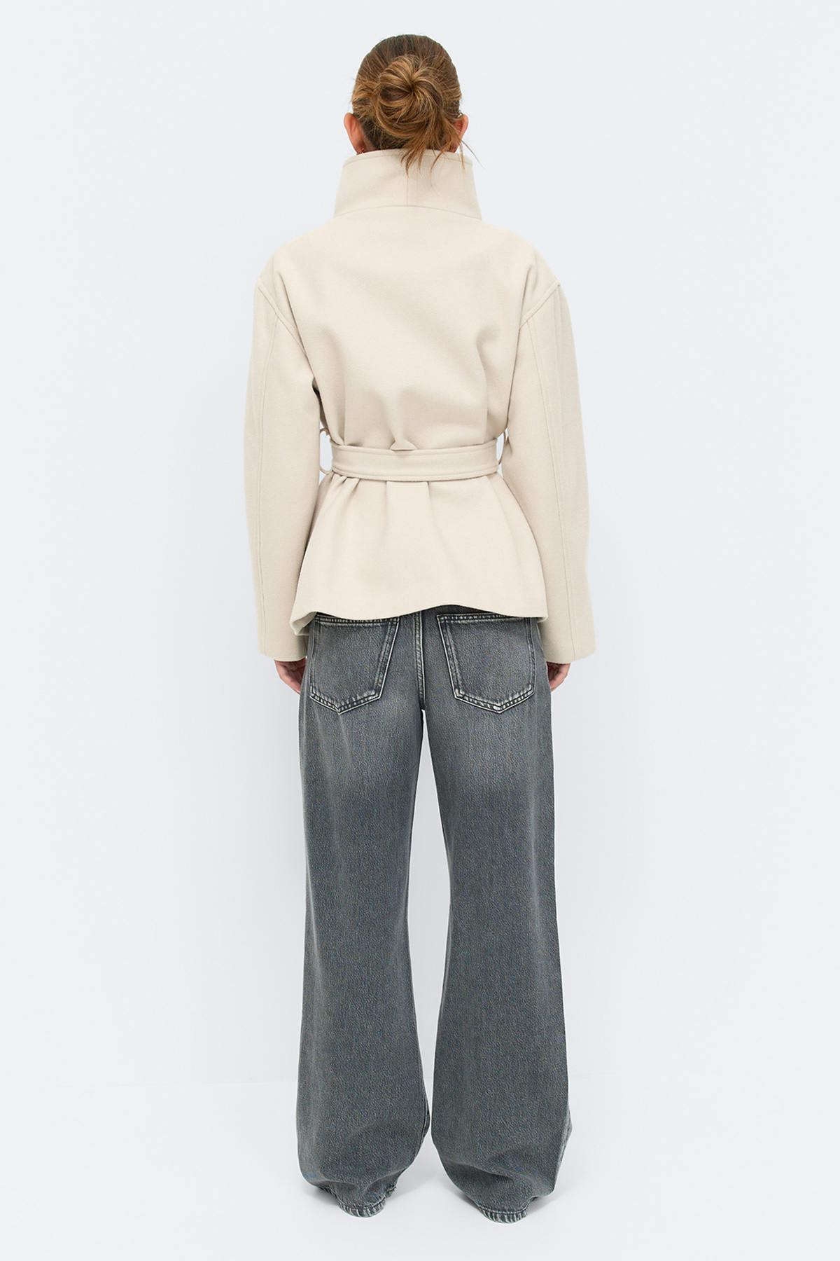 High neck short jacket