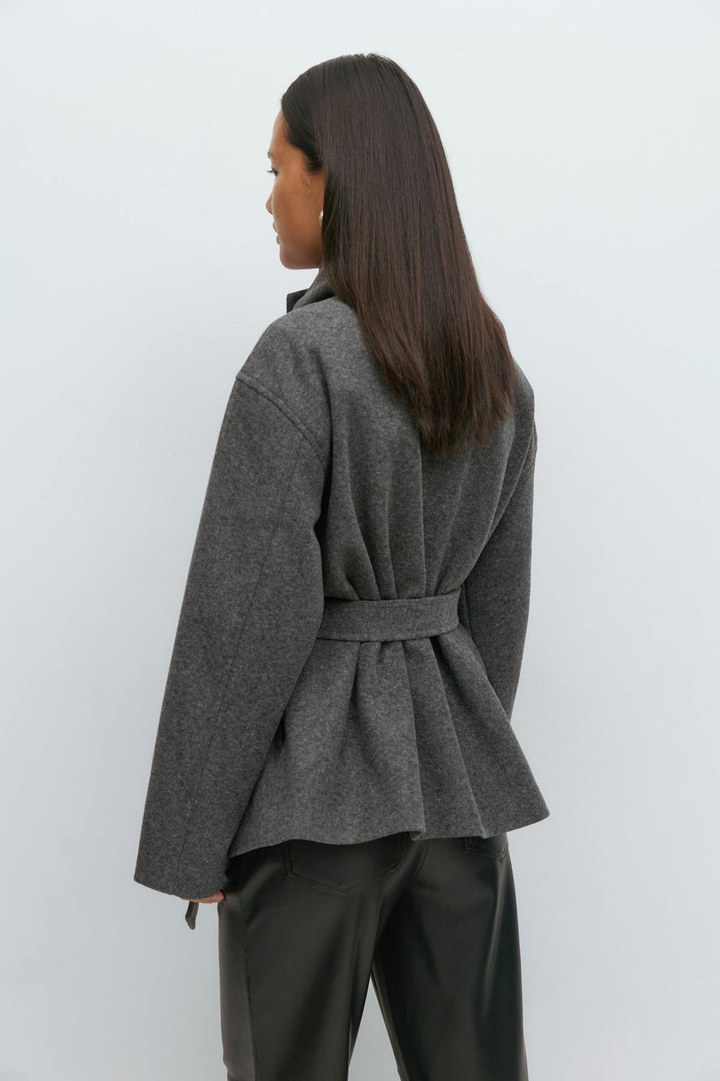 High neck short jacket
