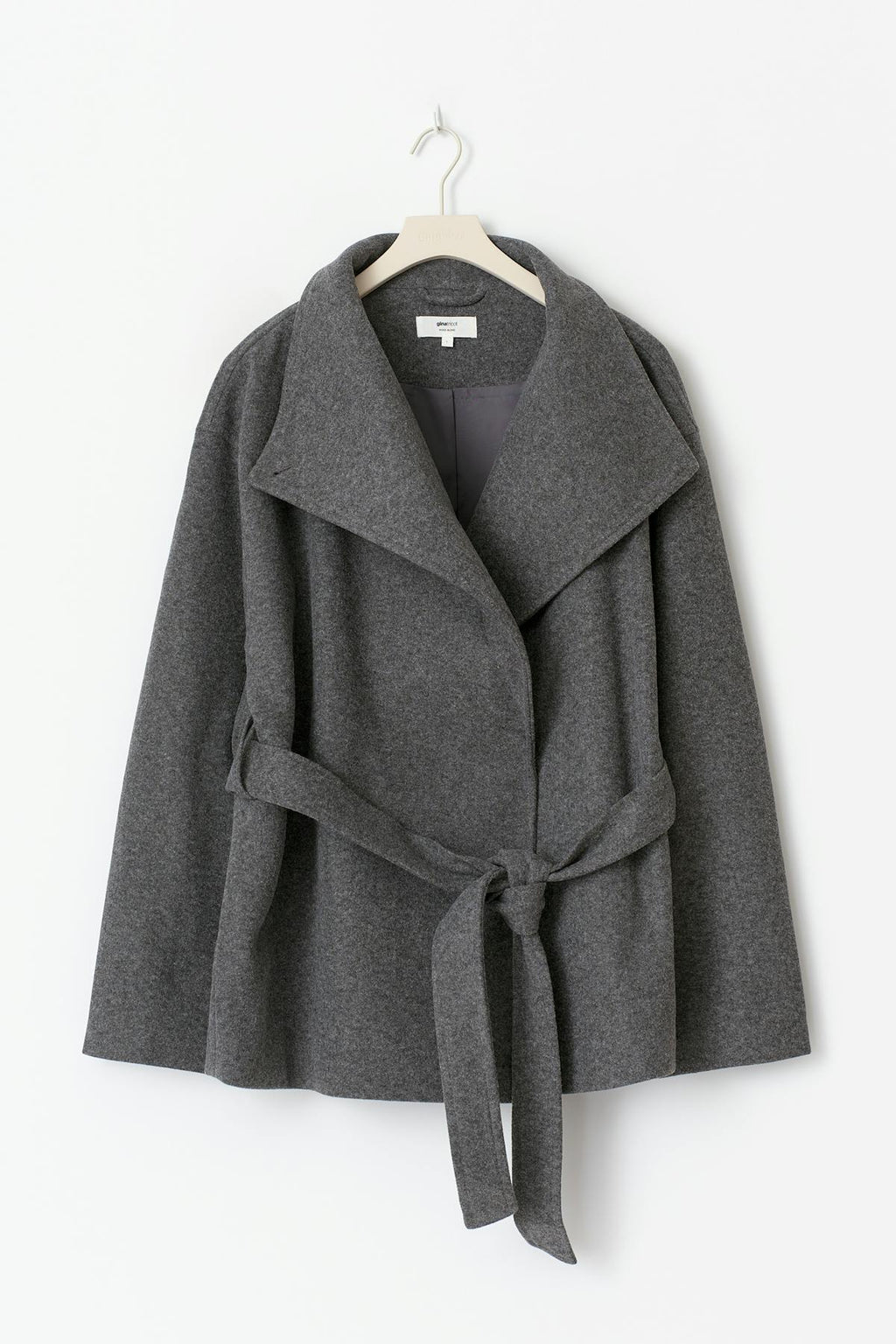 High neck short jacket