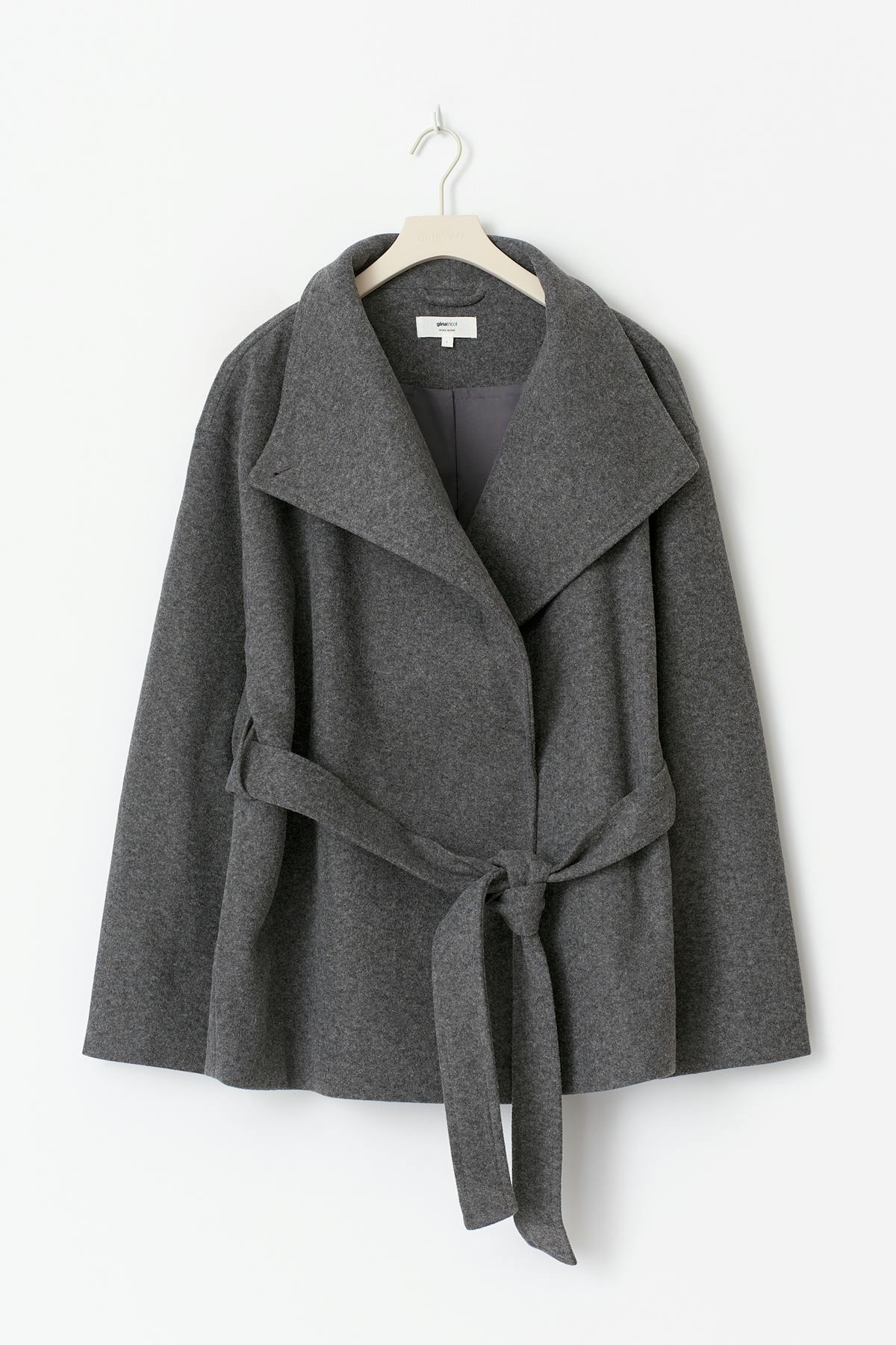 High neck short jacket