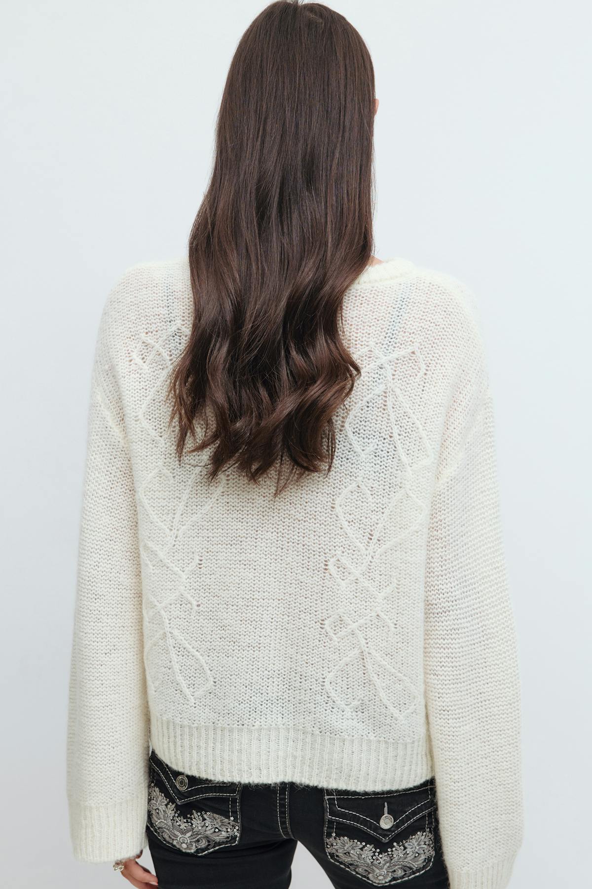 14+ knitted sweater