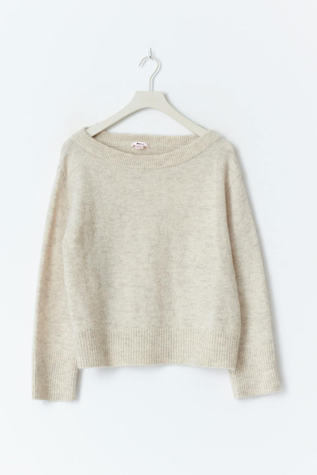 Y oversized knitted sweater