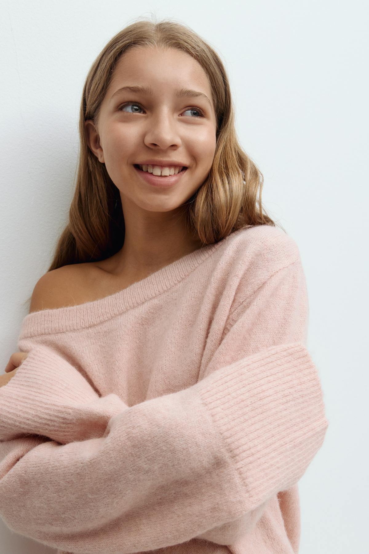 Y oversized knitted sweater