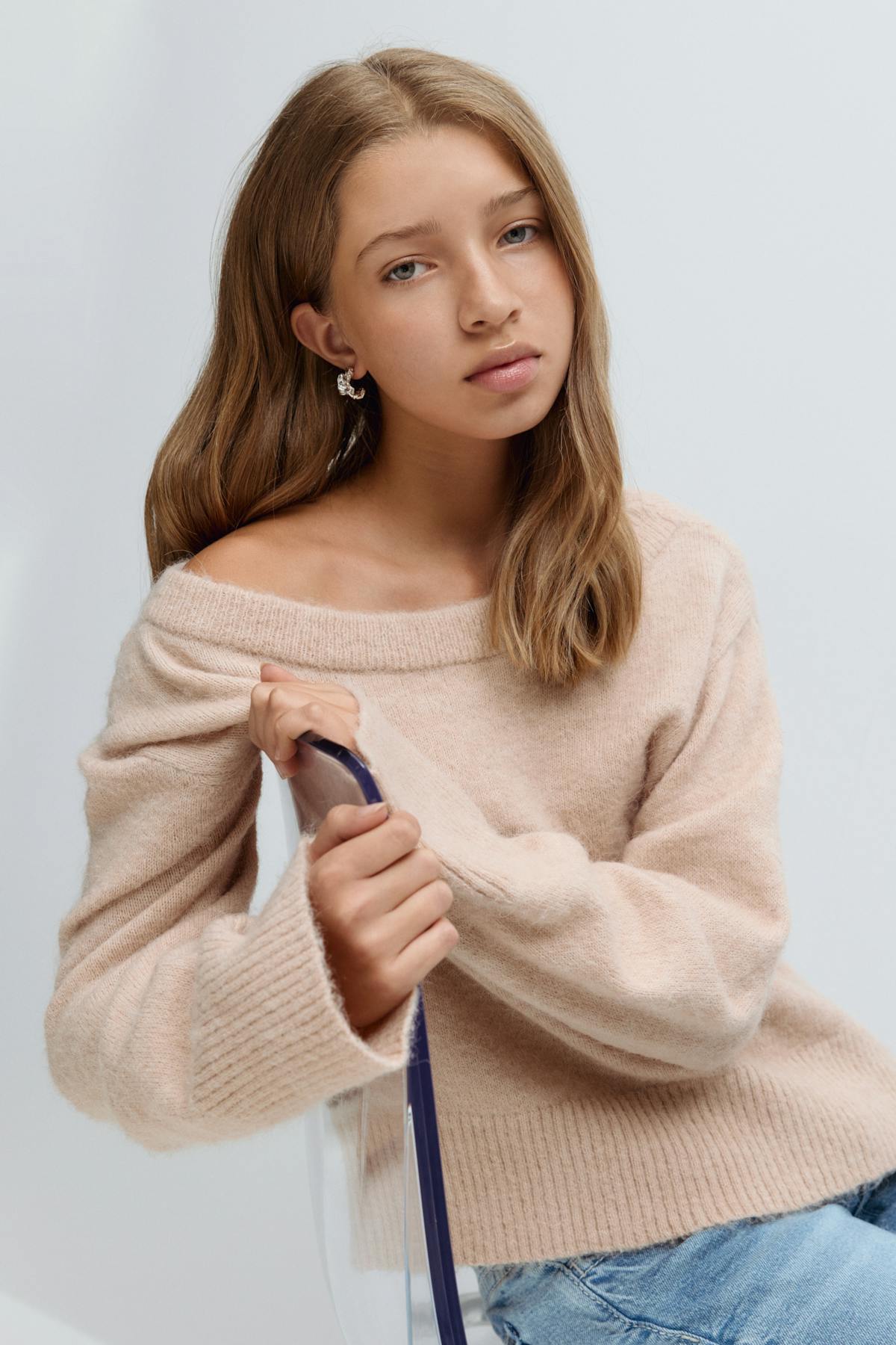 Y oversized knitted sweater