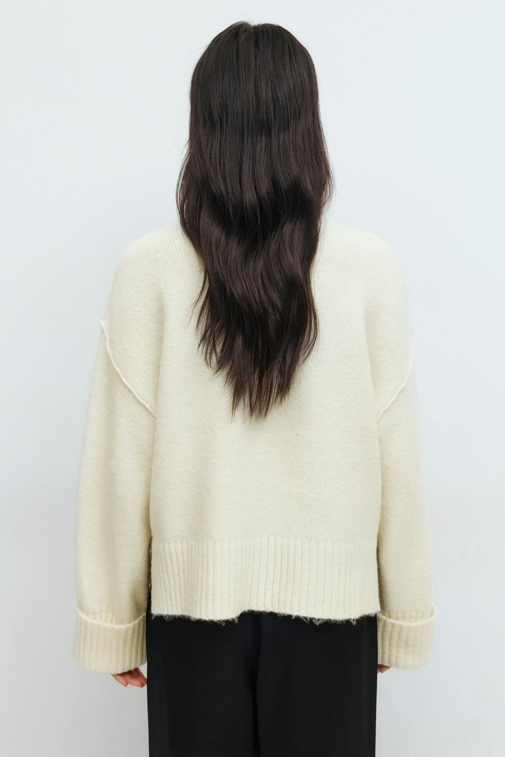 Folded sleeve knitted sweater