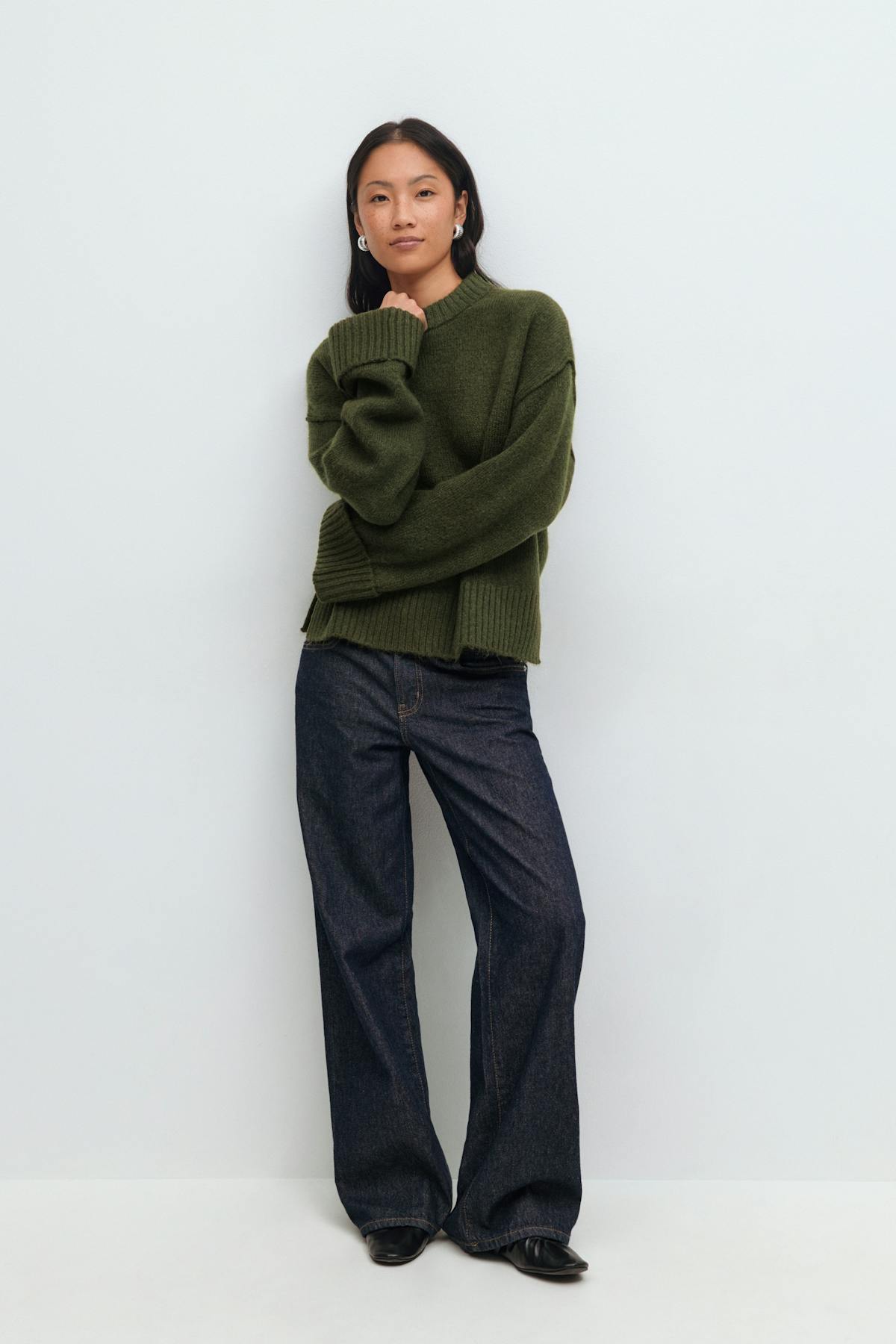 Folded sleeve knitted sweater