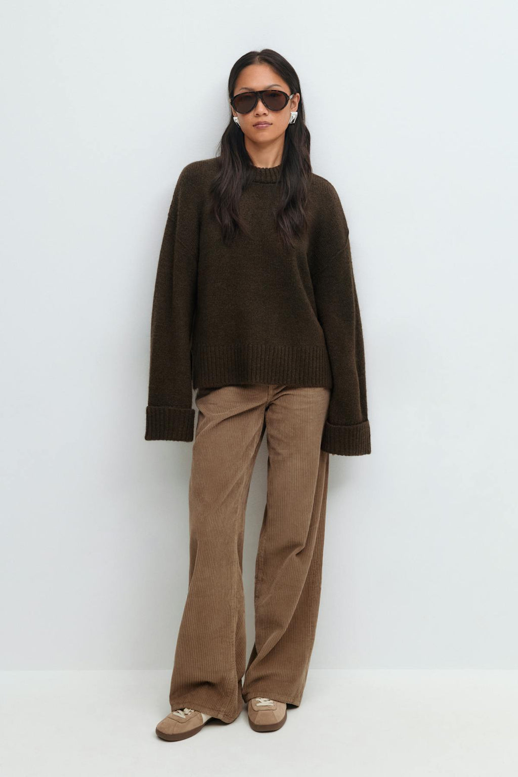 Folded sleeve knitted sweater