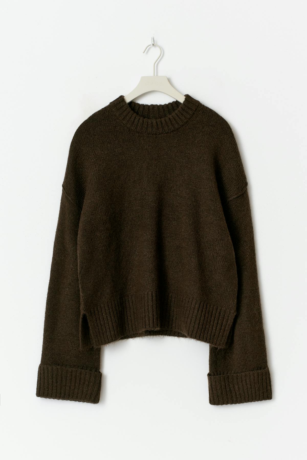 Folded sleeve knitted sweater