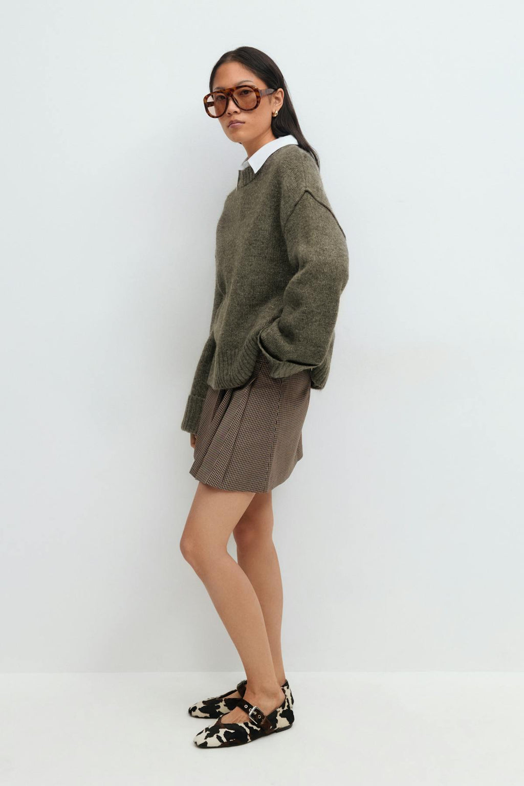 Folded sleeve knitted sweater