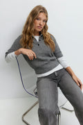 Short sleeve knit collar top