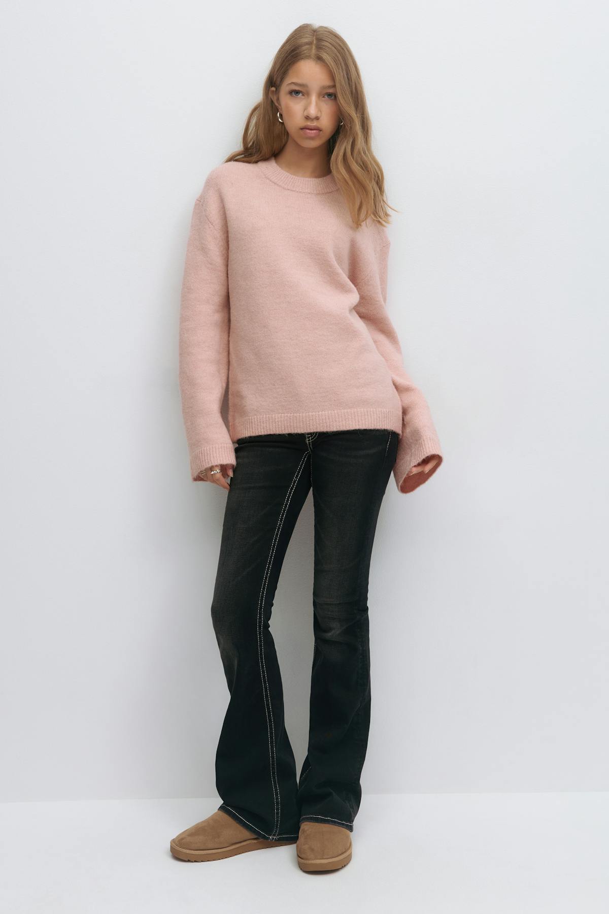 Y oversized knitted sweater