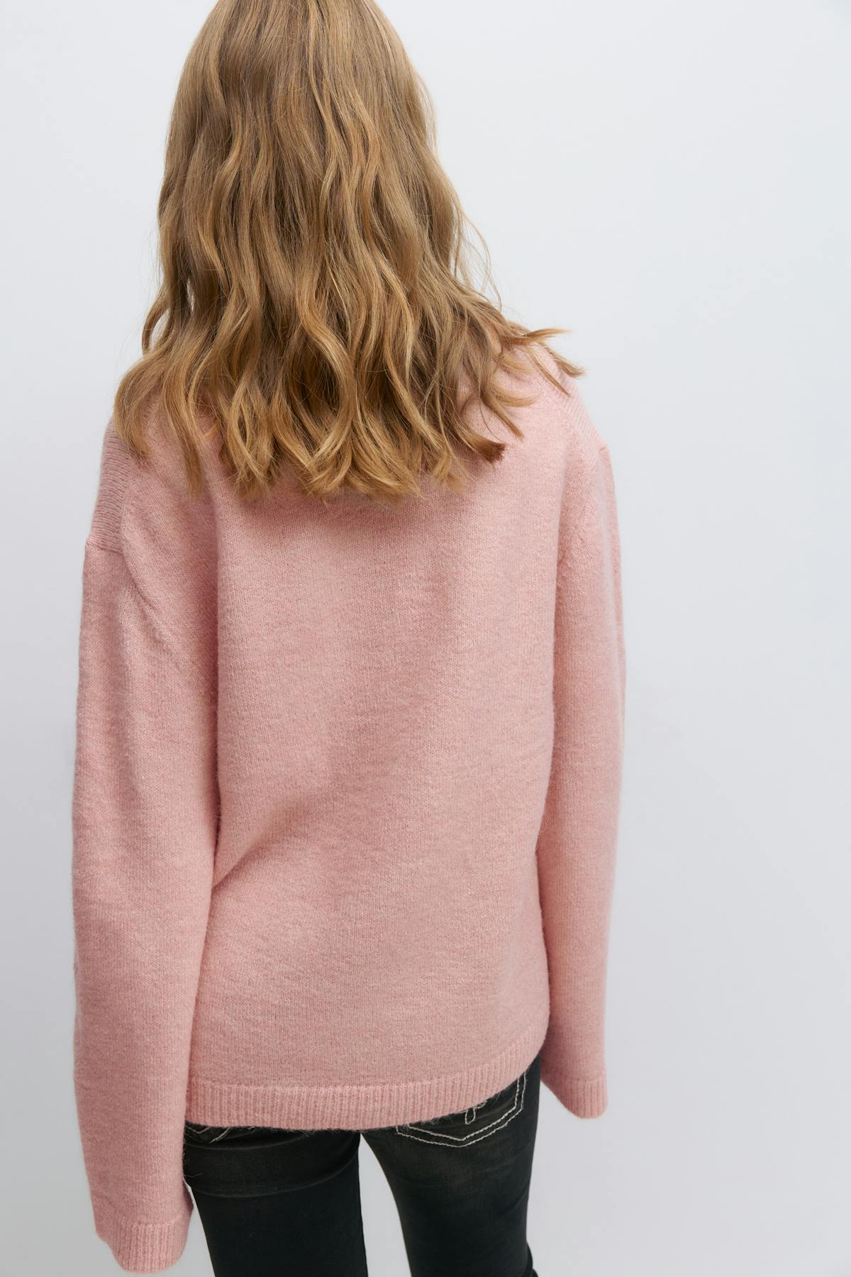 Y oversized knitted sweater