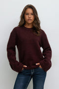 Y oversized knitted sweater