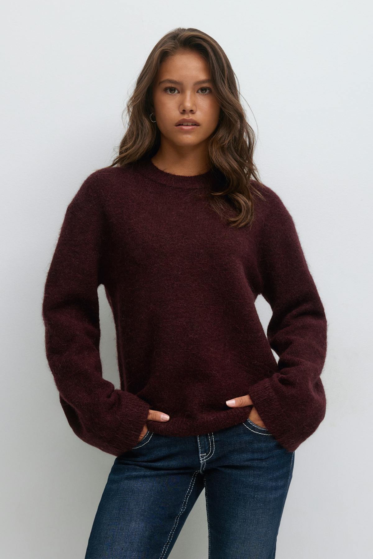 Y oversized knitted sweater